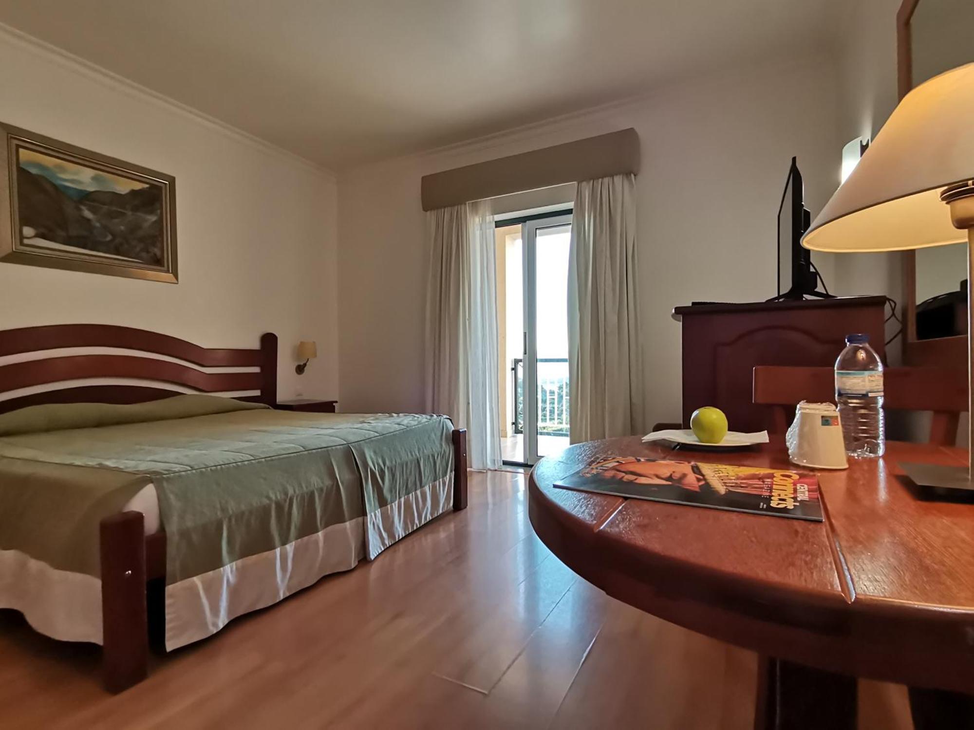 Hotel Quinta Dos Cedros Селорику-да-Бейра Экстерьер фото
