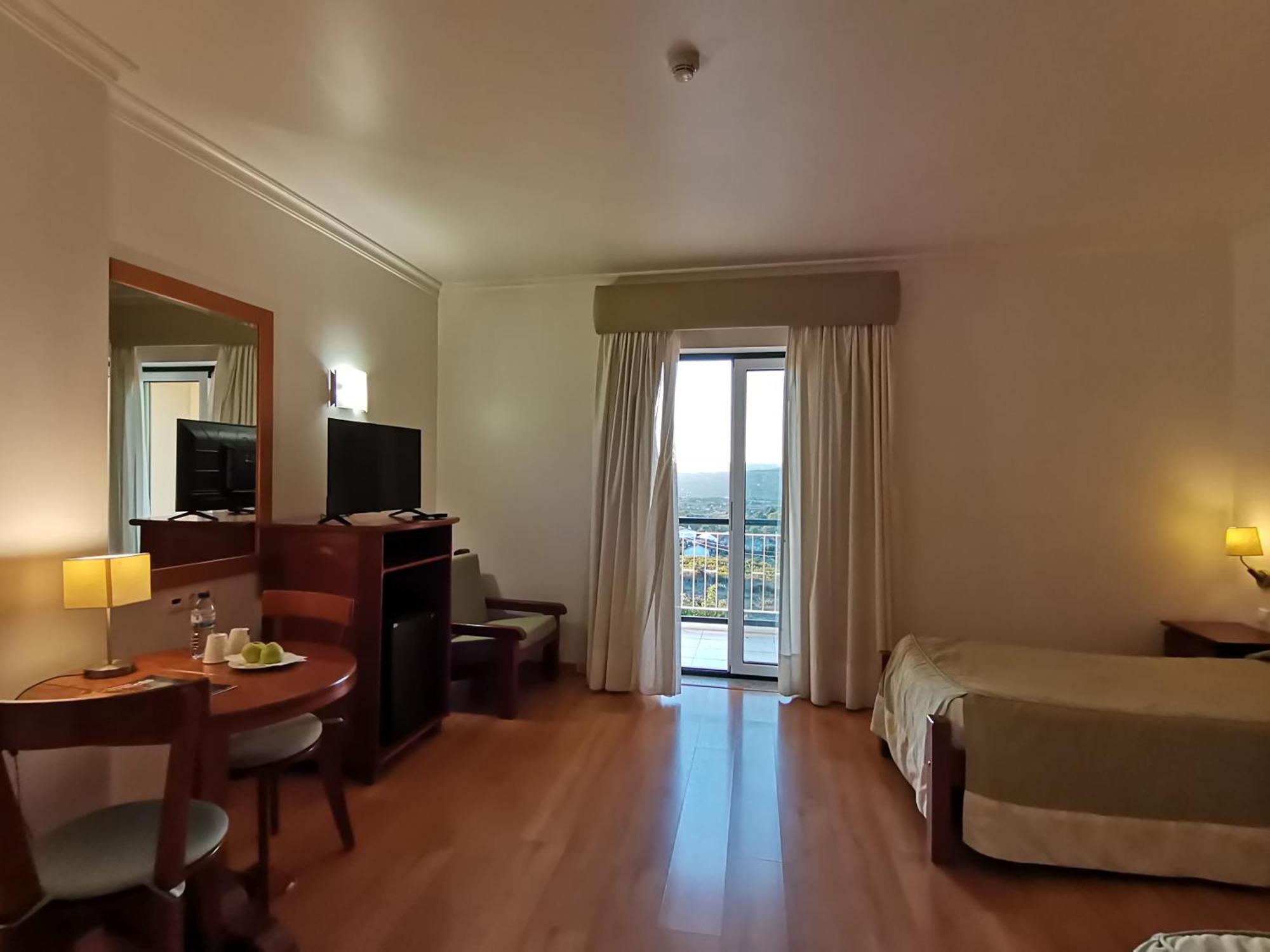 Hotel Quinta Dos Cedros Селорику-да-Бейра Экстерьер фото